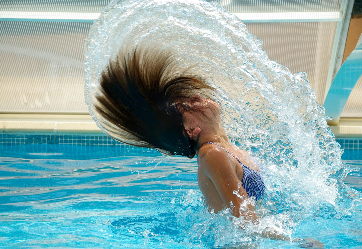 Swimming with Fine or Thinning Hair? How to Prevent Density Loss & Strand Breakage