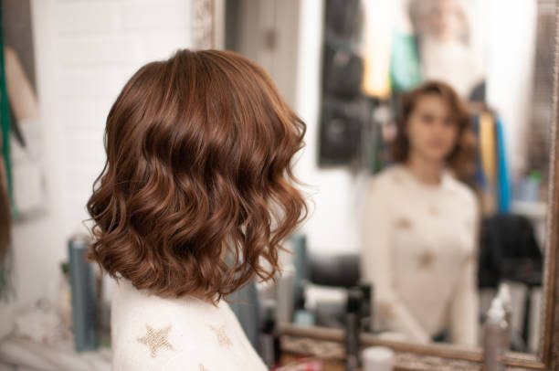 How to Achieve a Wavy Bob Look