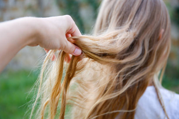 How to Achieve a Tousled Wave Look with Hair Styling Products
