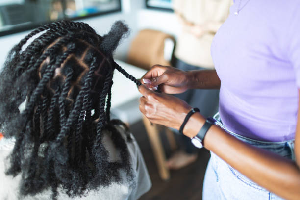 How to Create a Side Braid Hairstyle